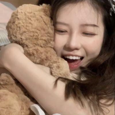 采蘑菇的夫妻